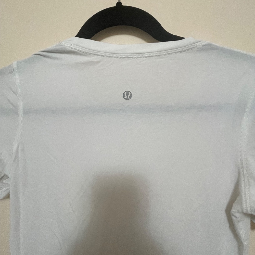 lululemon Tee - Picture 3 of 3